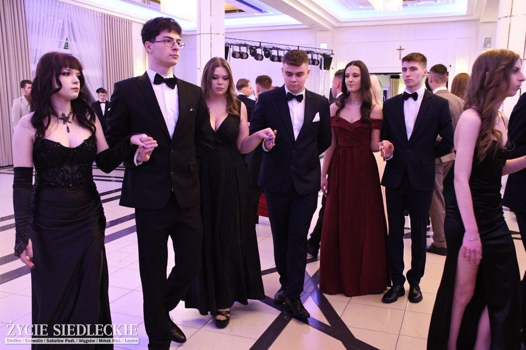 Studniówkowa noc siedleckiej ,,KOLEJÓWKI\