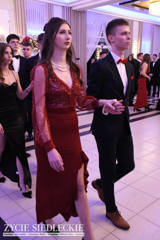 Studniówkowa noc siedleckiej ,,KOLEJÓWKI\