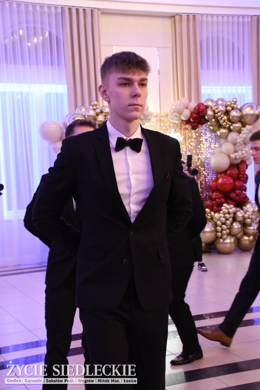 Studniówkowa noc siedleckiej ,,KOLEJÓWKI\