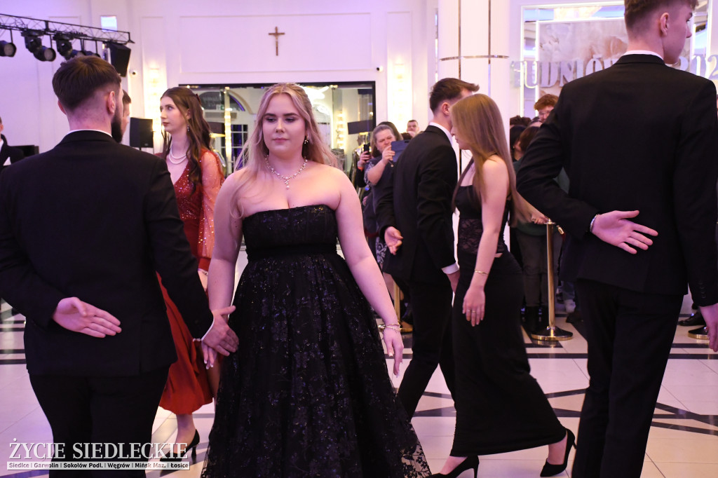 Studniówkowa noc siedleckiej ,,KOLEJÓWKI\