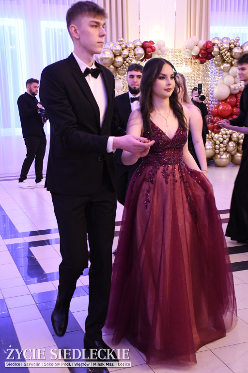 Studniówkowa noc siedleckiej ,,KOLEJÓWKI\