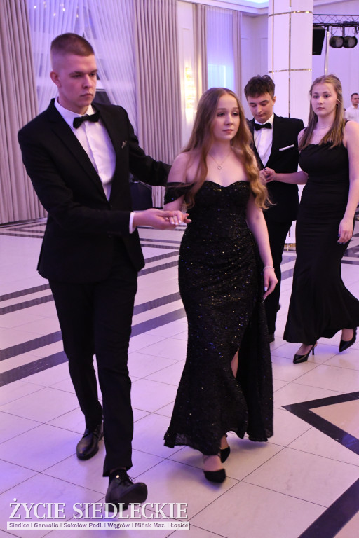 Studniówkowa noc siedleckiej ,,KOLEJÓWKI\