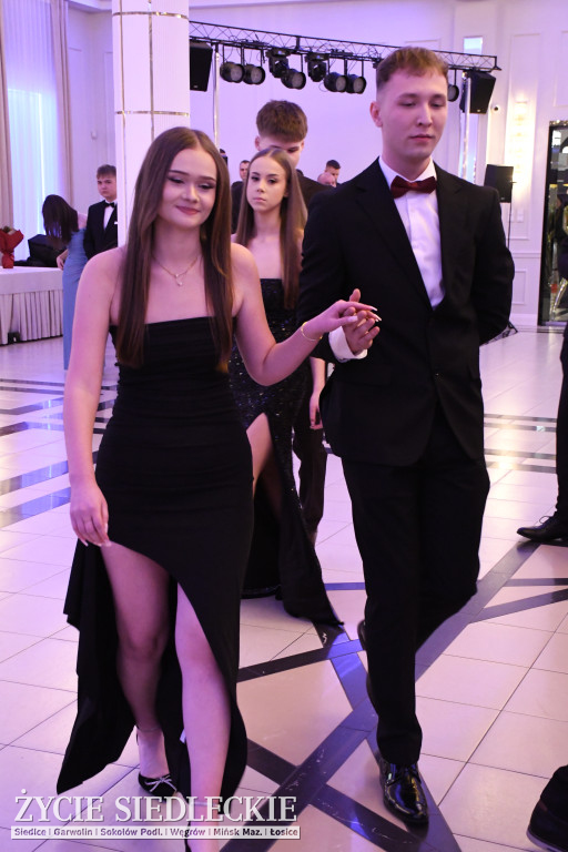 Studniówkowa noc siedleckiej ,,KOLEJÓWKI\