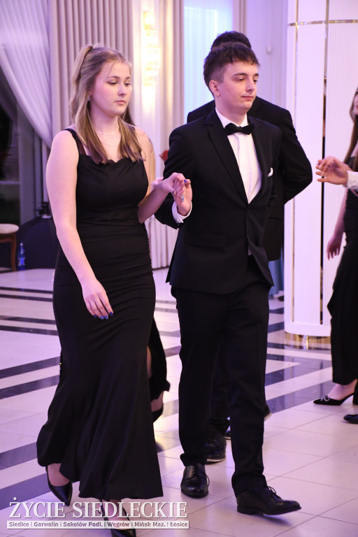 Studniówkowa noc siedleckiej ,,KOLEJÓWKI\