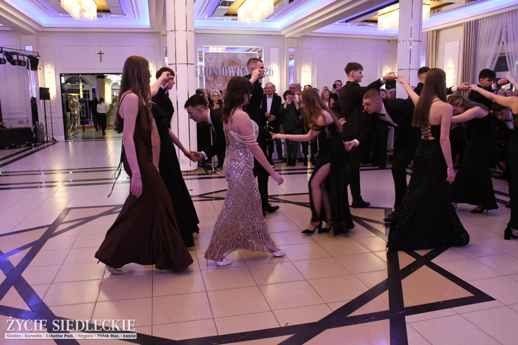 Studniówkowa noc siedleckiej ,,KOLEJÓWKI\