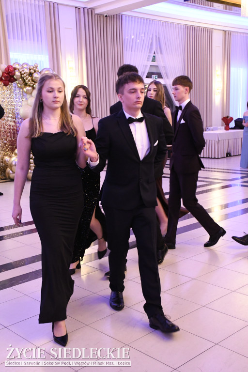 Studniówkowa noc siedleckiej ,,KOLEJÓWKI\