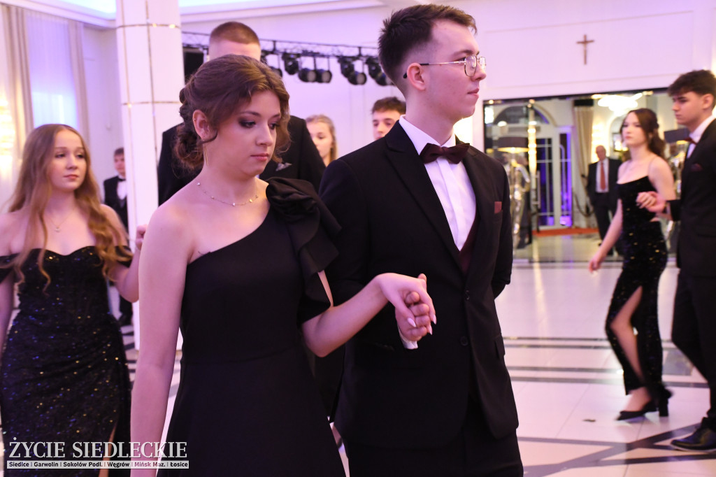 Studniówkowa noc siedleckiej ,,KOLEJÓWKI\