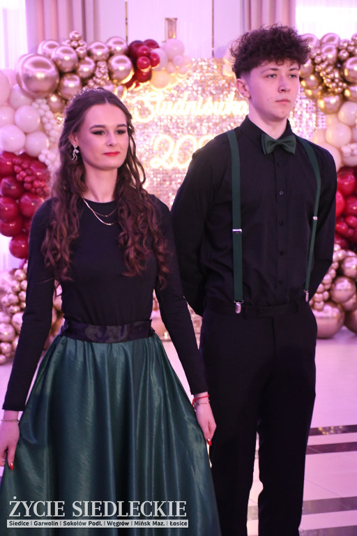 Studniówkowa noc siedleckiej ,,KOLEJÓWKI\