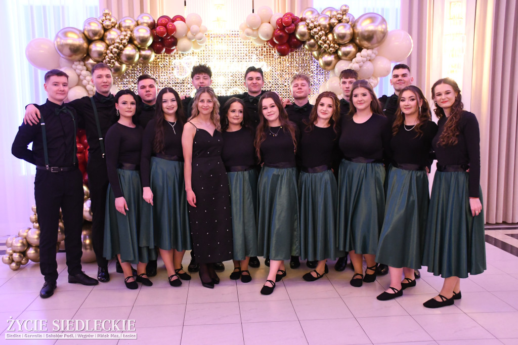 Studniówkowa noc siedleckiej ,,KOLEJÓWKI\