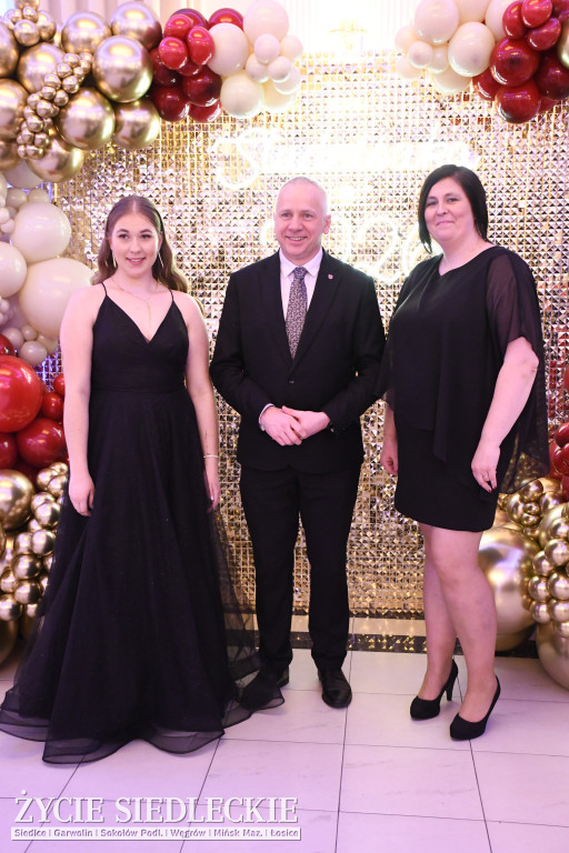 Studniówkowa noc siedleckiej ,,KOLEJÓWKI\