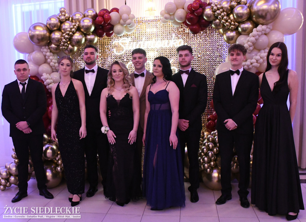 Studniówkowa noc siedleckiej ,,KOLEJÓWKI\