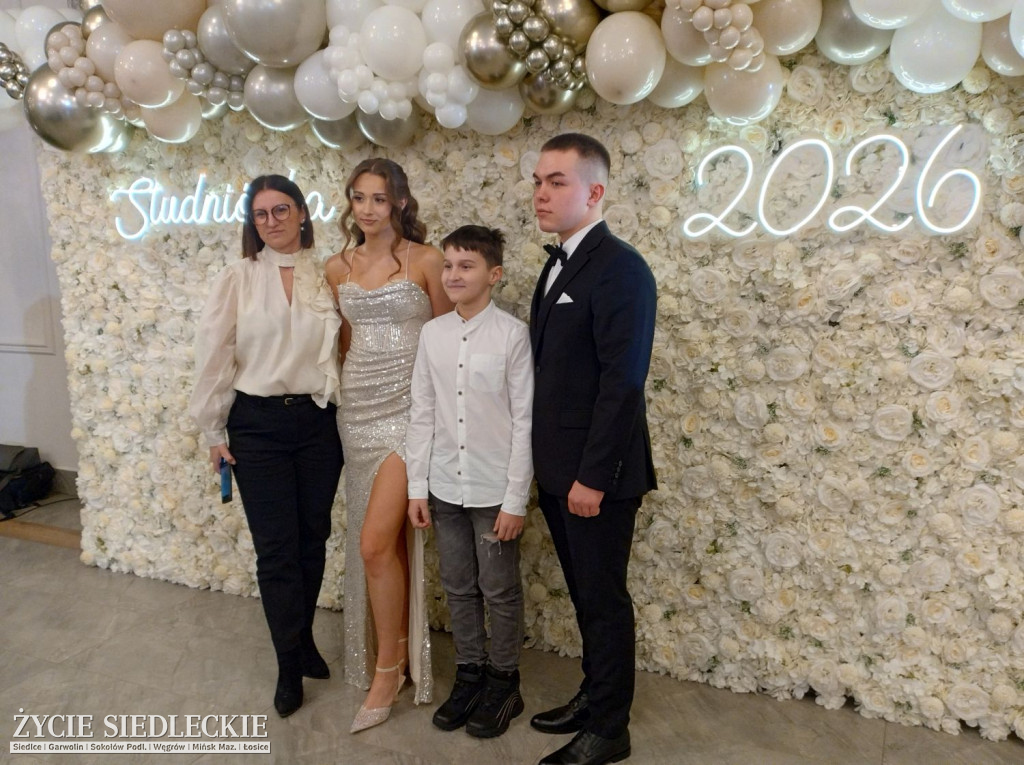 Studniówka w siedleckim \