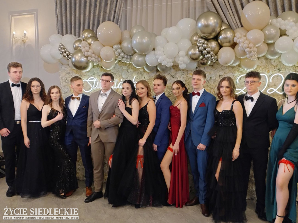 Studniówka w siedleckim \