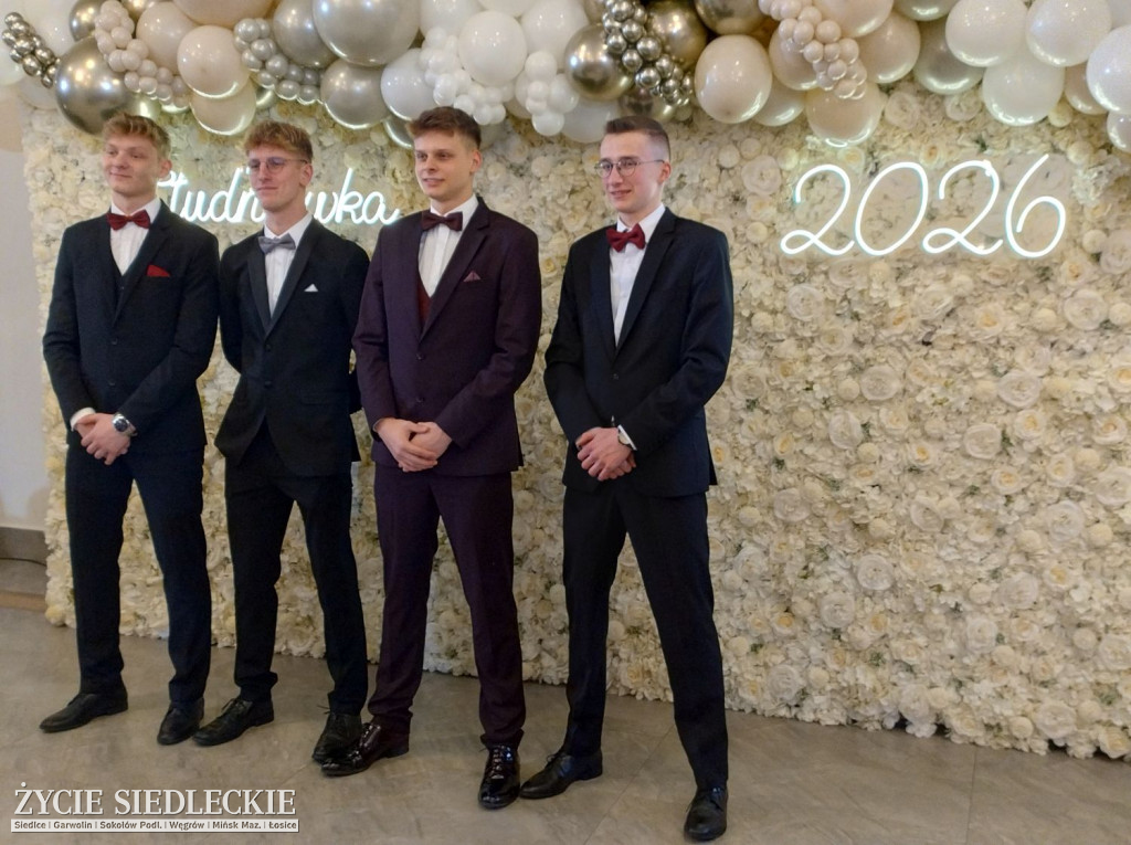 Studniówka w siedleckim \