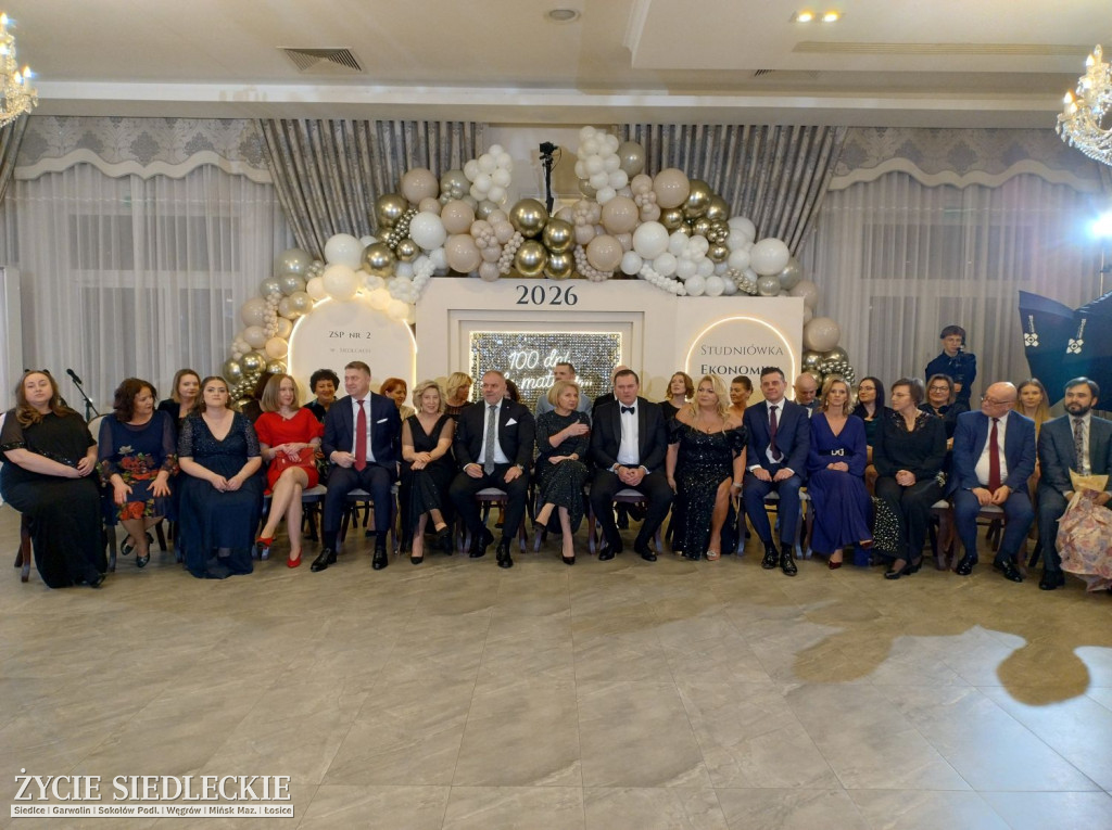 Studniówka w siedleckim \