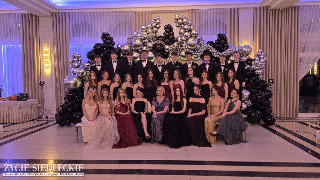 Studniówka w Prusie