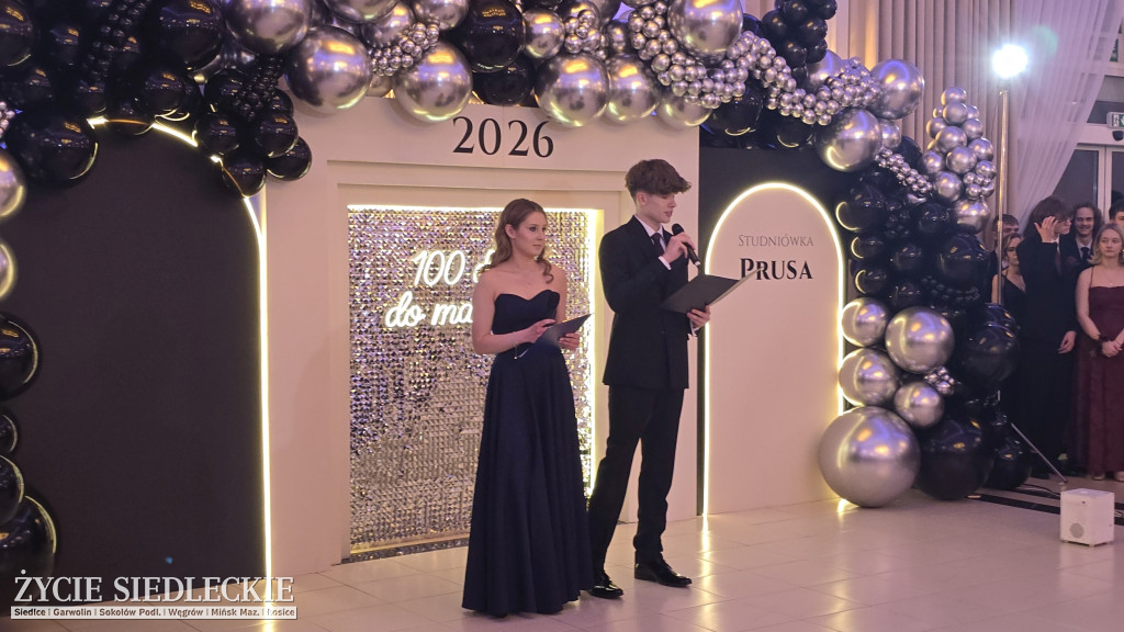 Studniówka w Prusie