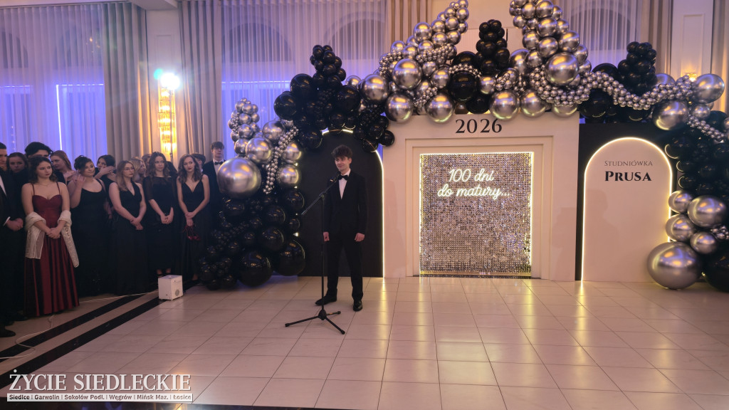 Studniówka w Prusie