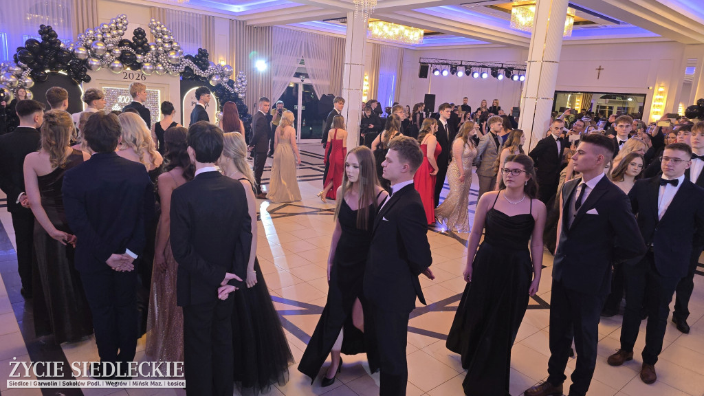 Studniówka w Prusie