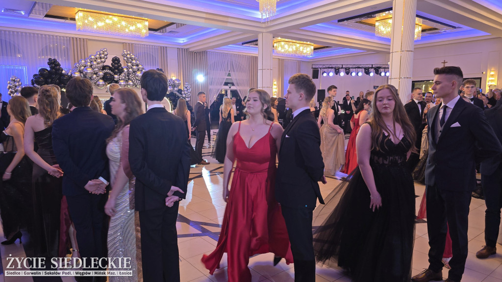 Studniówka w Prusie