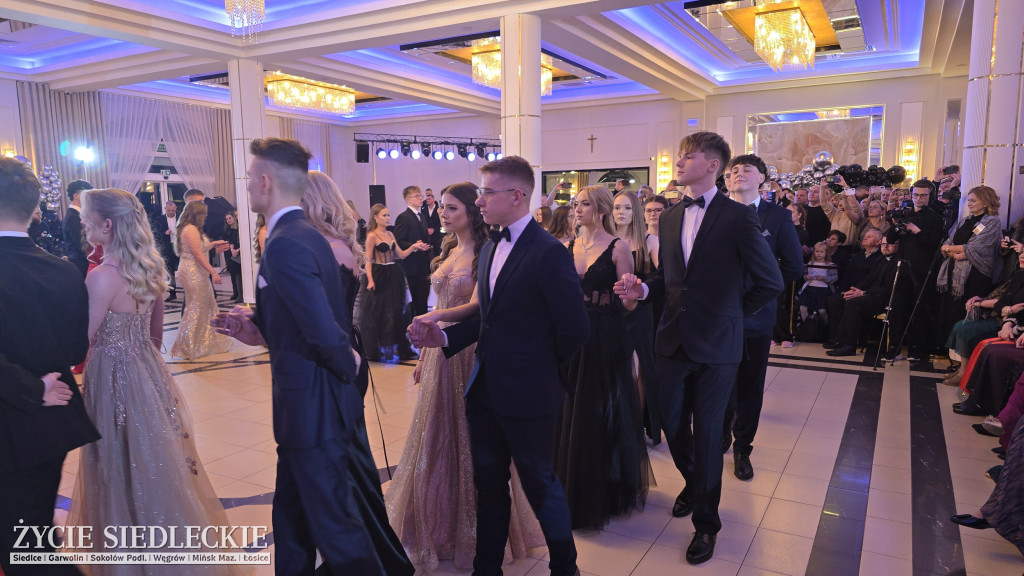 Studniówka w Prusie