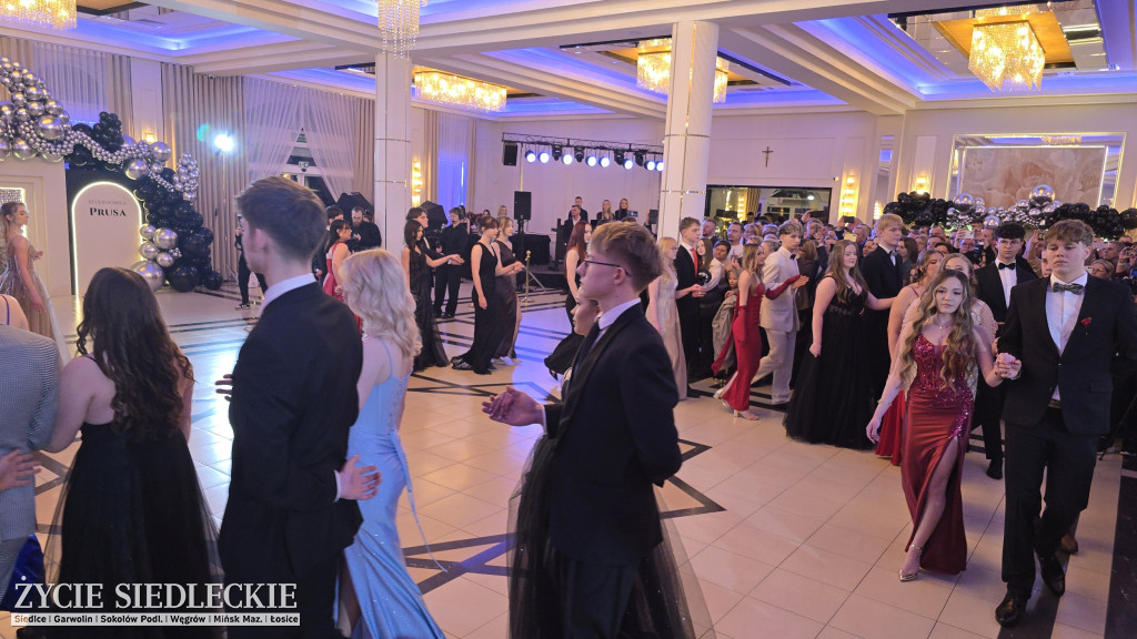 Studniówka w Prusie