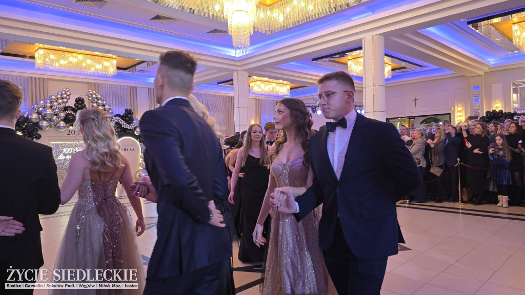 Studniówka w Prusie