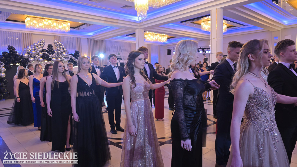 Studniówka w Prusie