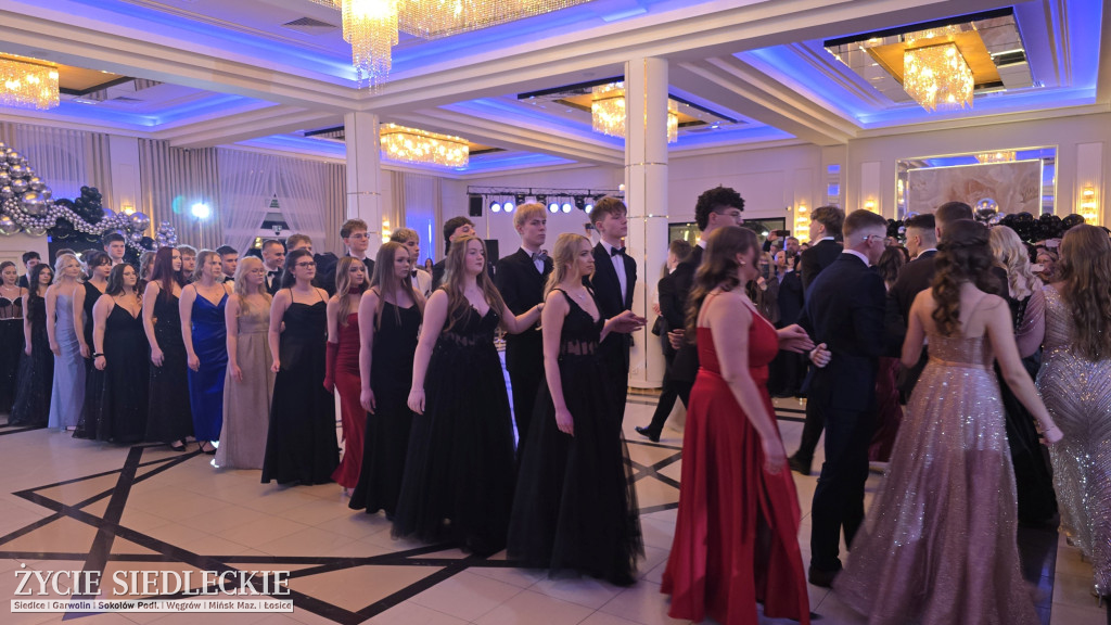 Studniówka w Prusie