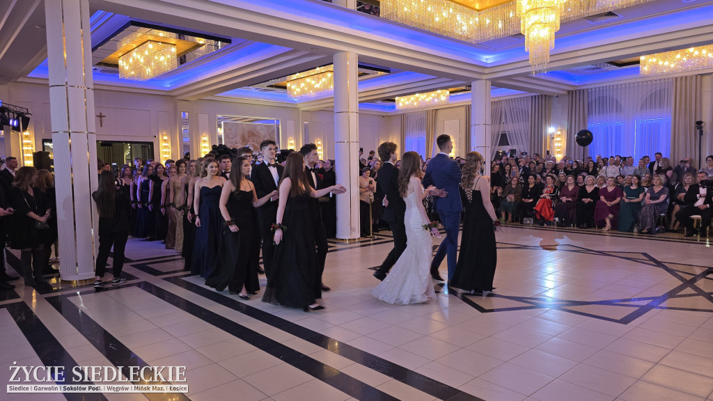 Studniówka w Prusie