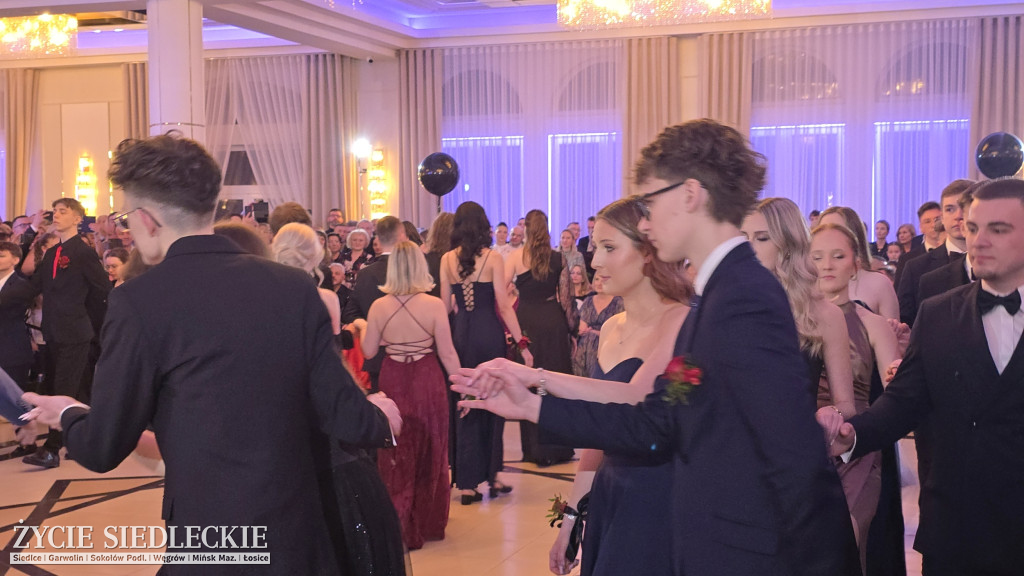 Studniówka w Prusie