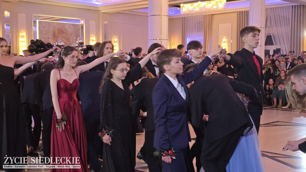 Studniówka w Prusie