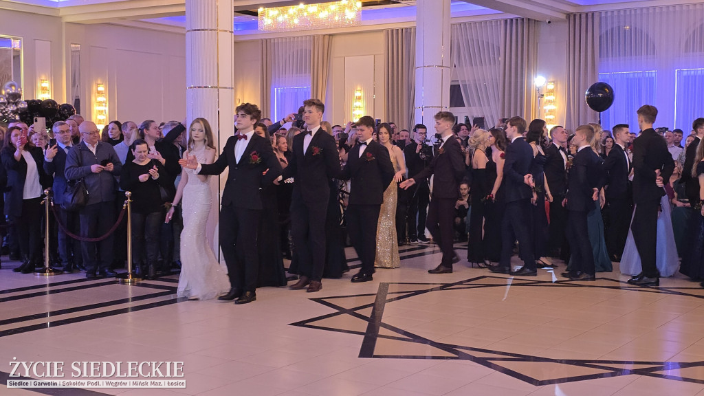 Studniówka w Prusie