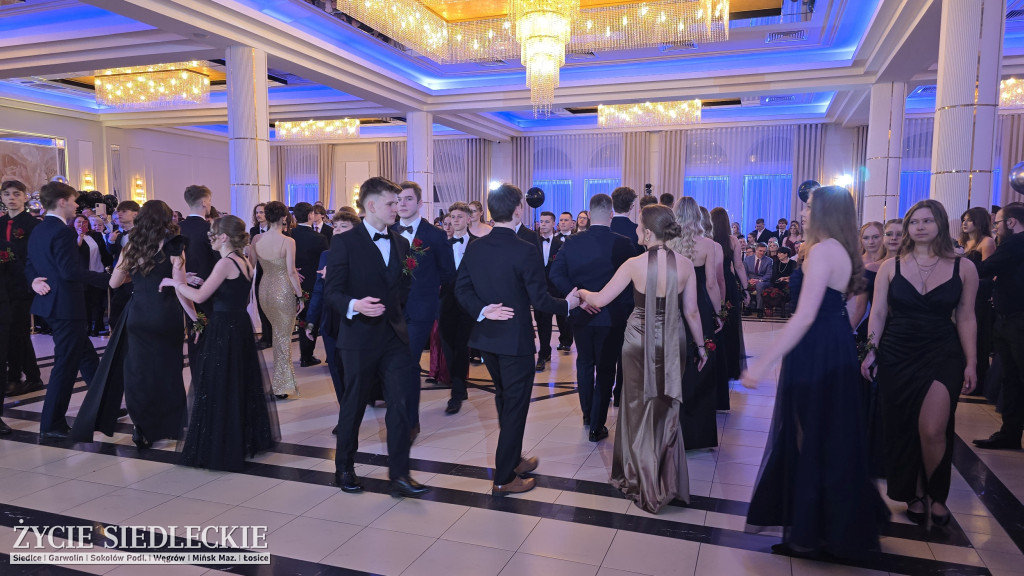 Studniówka w Prusie