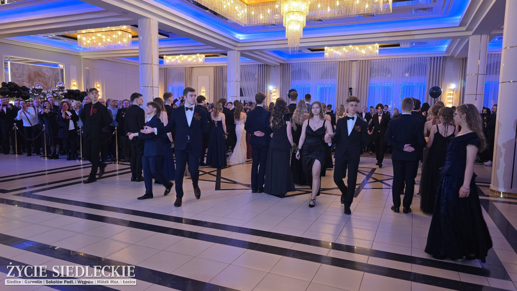 Studniówka w Prusie