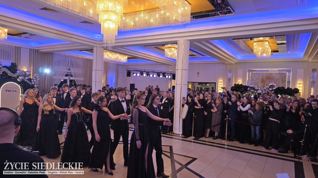 Studniówka w Prusie