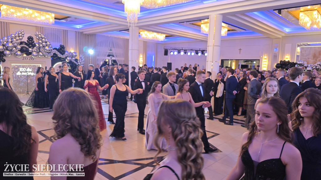 Studniówka w Prusie