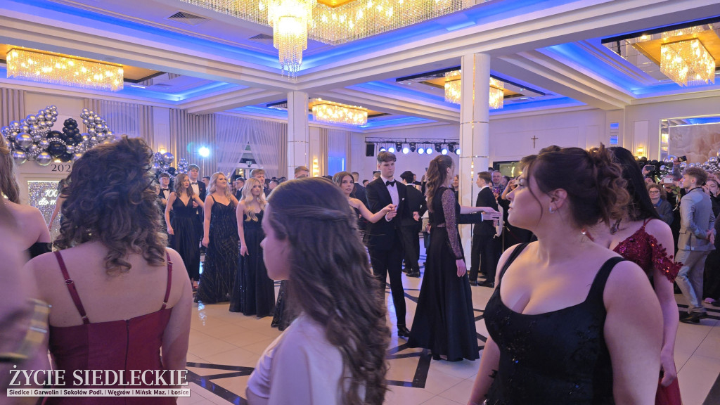 Studniówka w Prusie