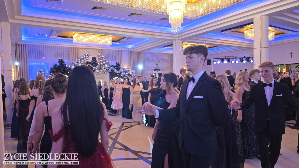 Studniówka w Prusie