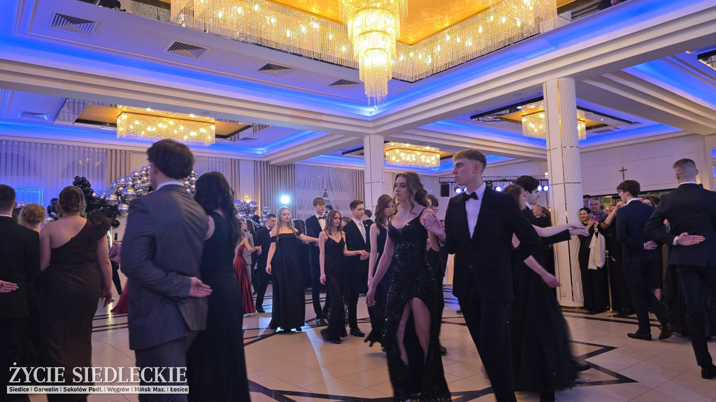 Studniówka w Prusie