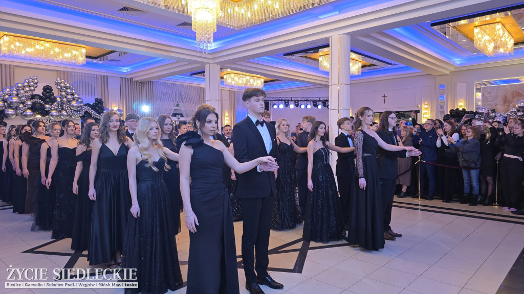 Studniówka w Prusie