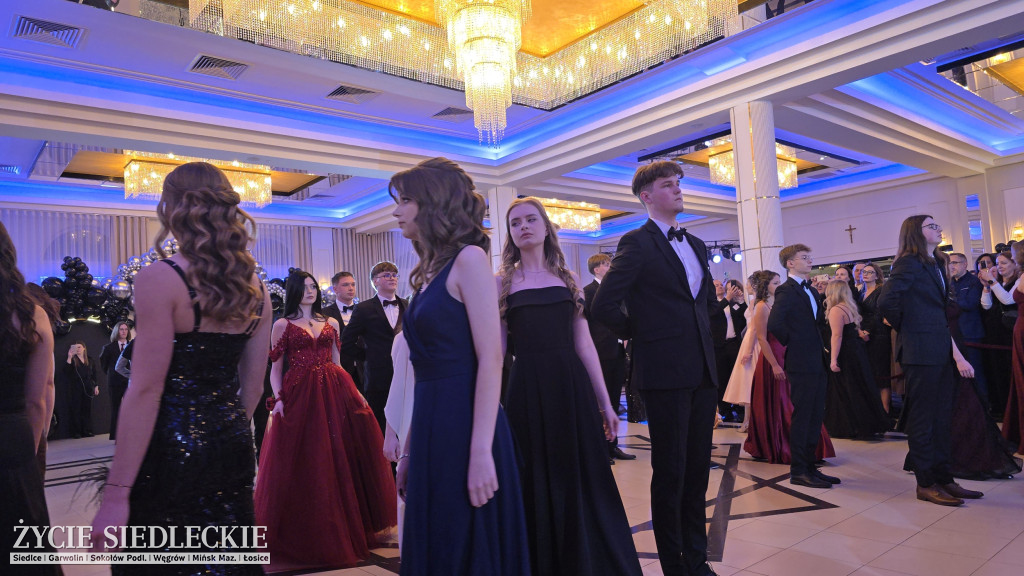 Studniówka w Prusie