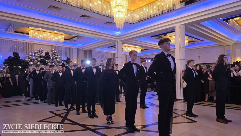 Studniówka w Prusie