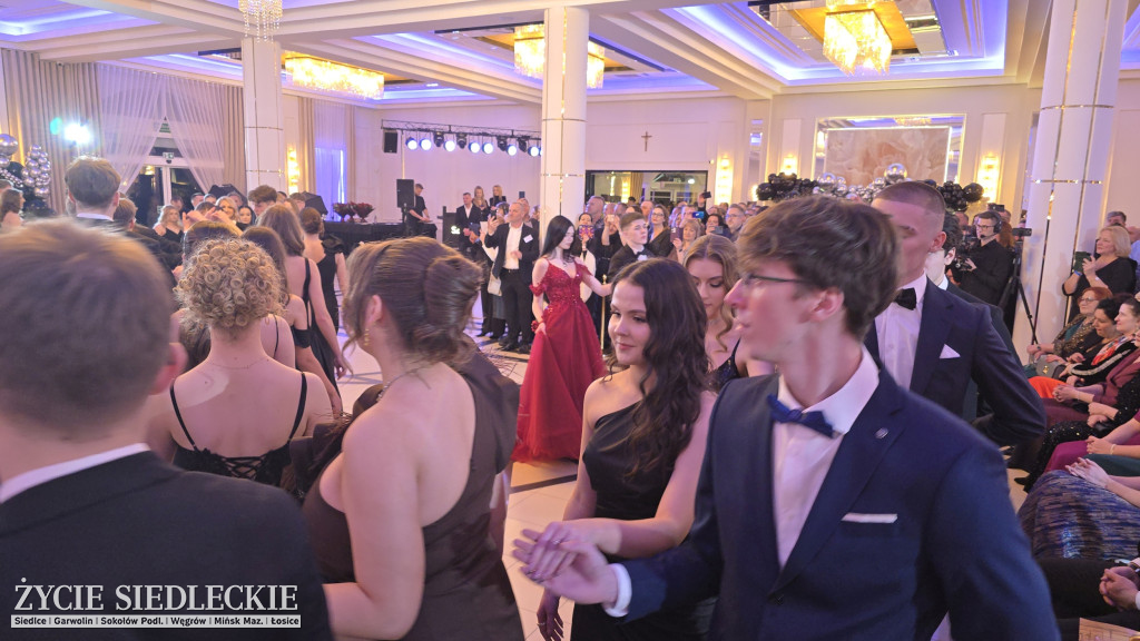 Studniówka w Prusie