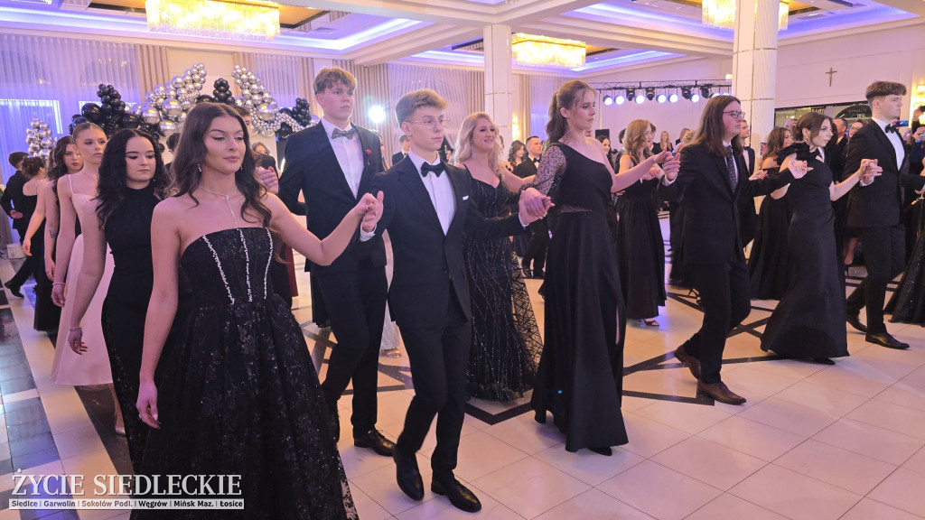 Studniówka w Prusie