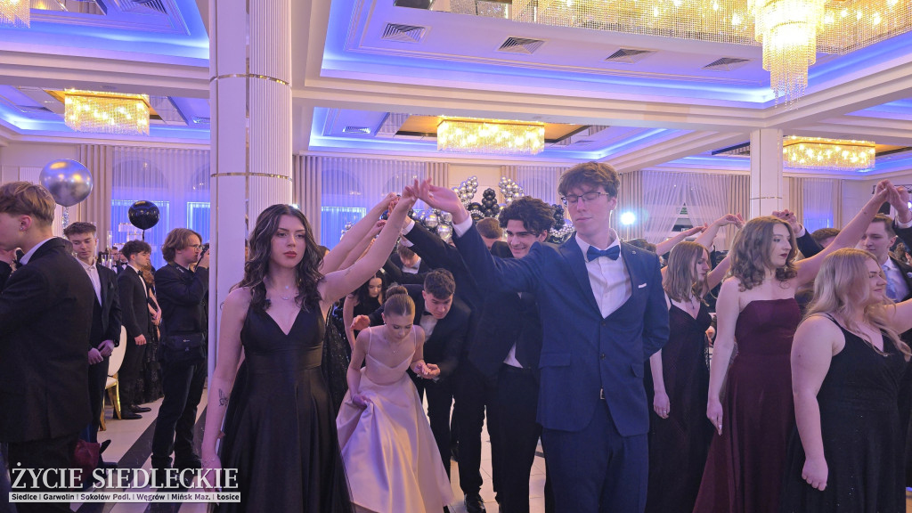 Studniówka w Prusie