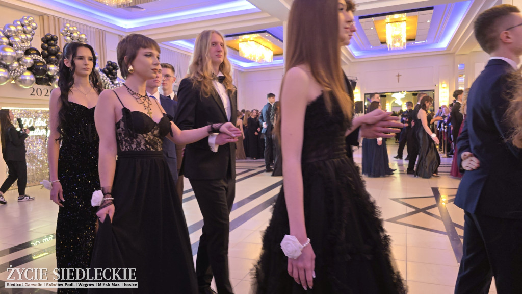 Studniówka w Prusie