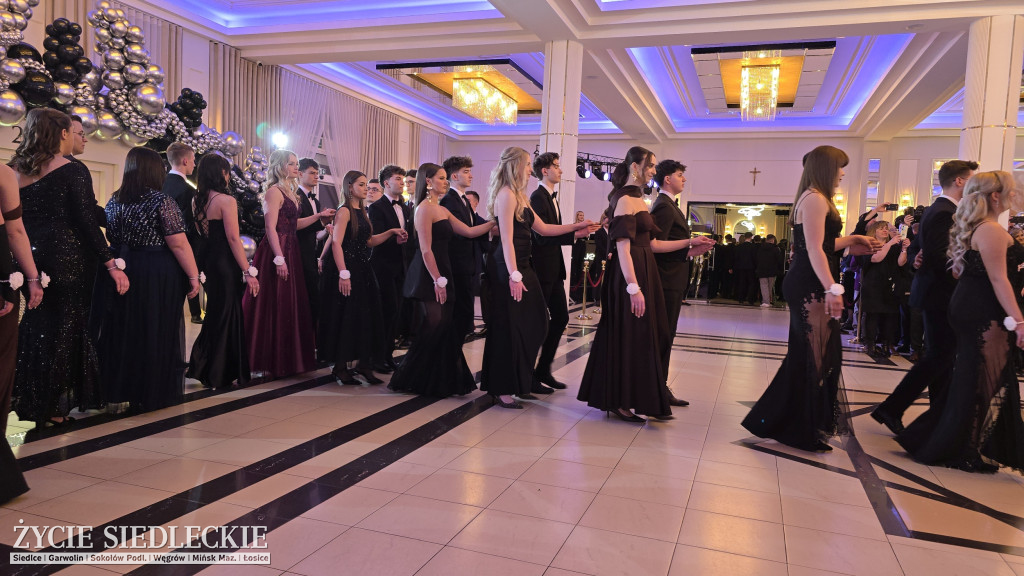 Studniówka w Prusie