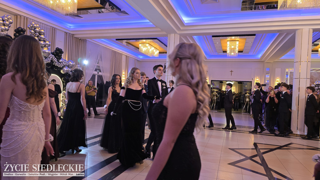 Studniówka w Prusie