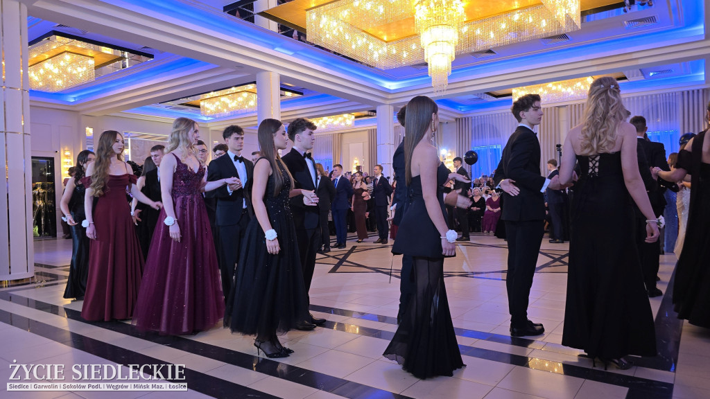 Studniówka w Prusie